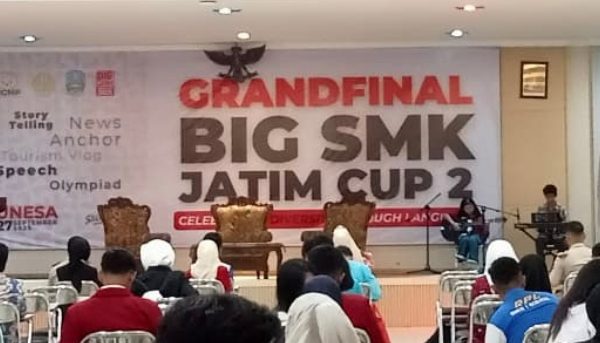 Menghadapi Tantangan Besar: Rahmat SMKN 1 Robatal Siap Tampil Maksimal di Grand Final English Olympiad BIG SMK JATIM CUP 2